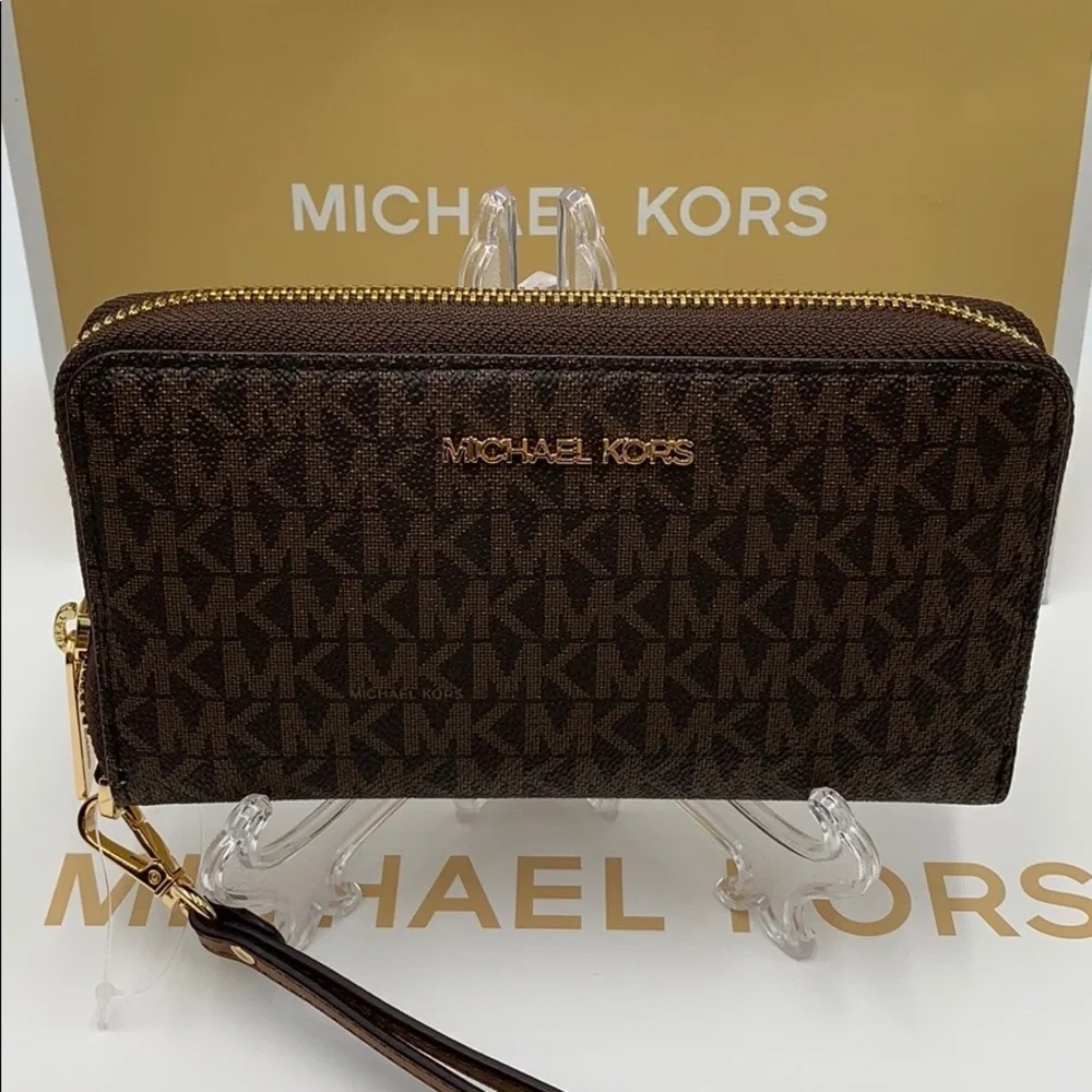 Michael Kors Jet Set Travel Phone Wallet Wristlet